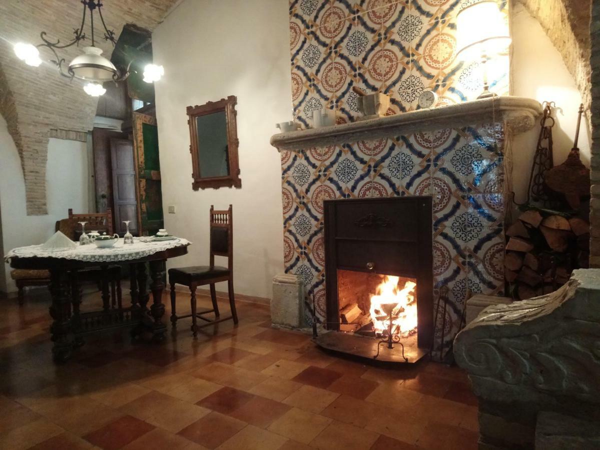 Le Foglie Di Acanto Лучера Екстериор снимка